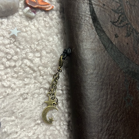 Hand Crafted Hand Made Laser engraved Leather Journal with Sun and Moon Design - Picture 4 of 12